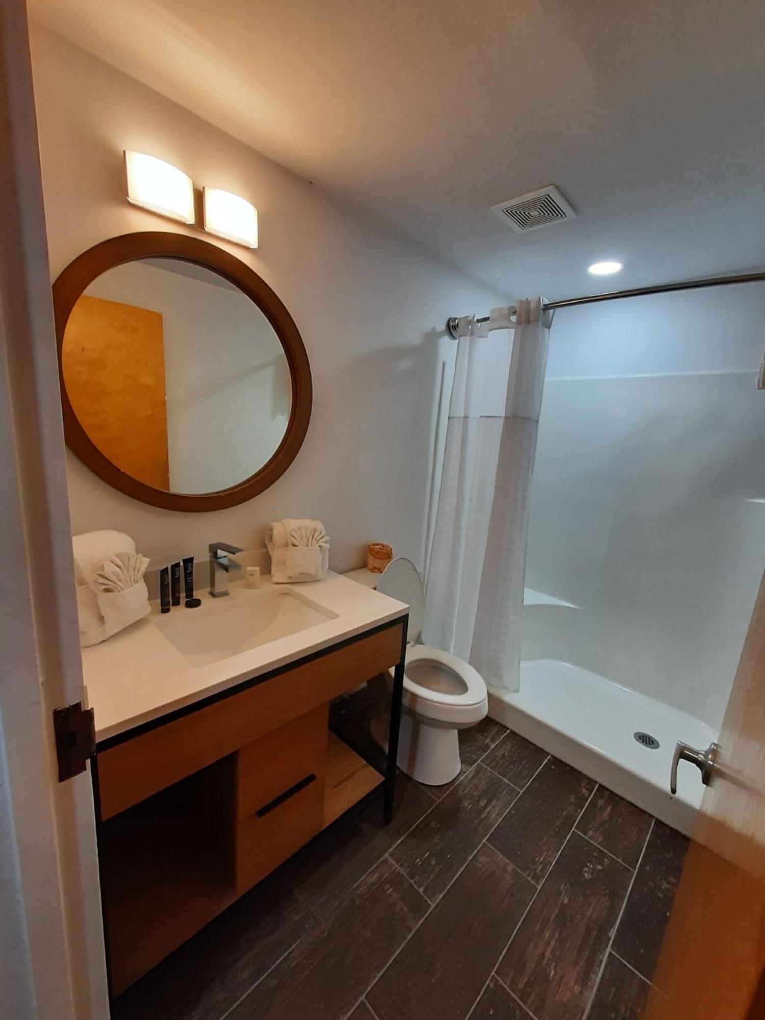 Penn Lodge Hotel & Suites Philadelphia - Bensalem Zewnętrze zdjęcie